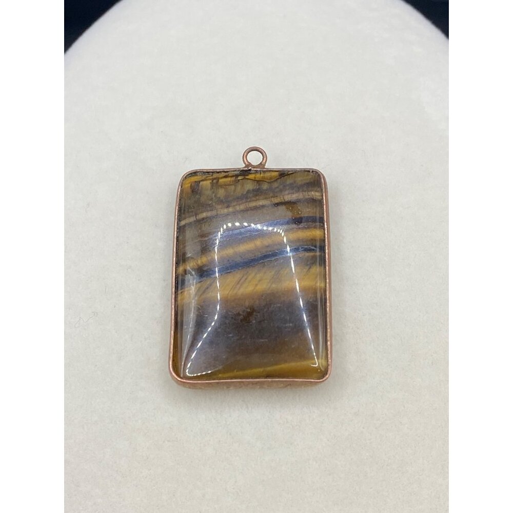 Brown cats eye pendant